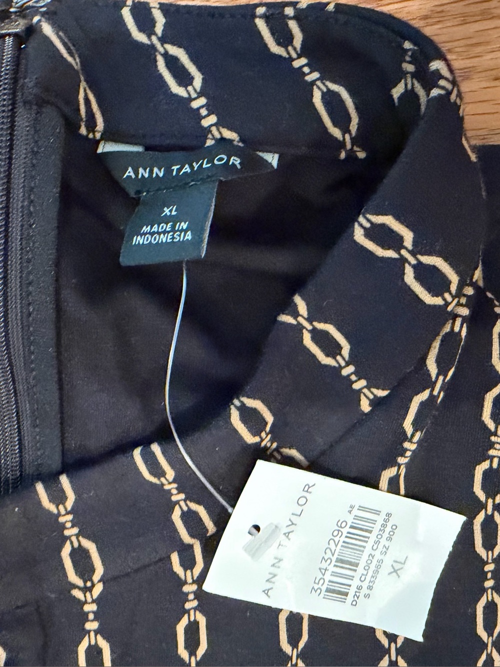 NWT Ann Taylor XL Chain Print Twist Front Midi Dress Black Gold Long Sleeve - Picture 7 of 11